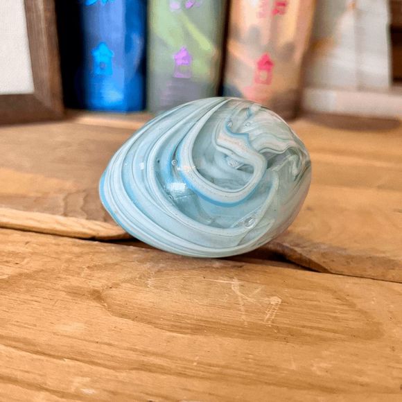 Vintage Hand Made Italy Venetian Glass Egg w/Sticker - Picture 3 of 5